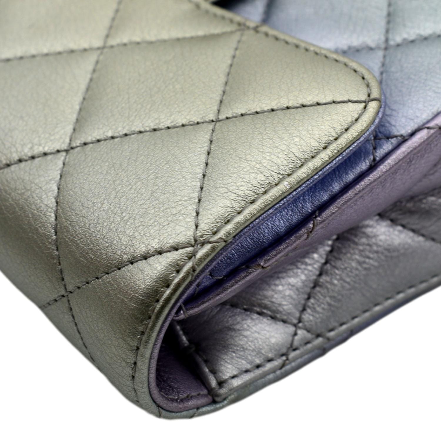CHANEL Gradient Metallic Quilted Calfskin Leather Clutch Bag Silver