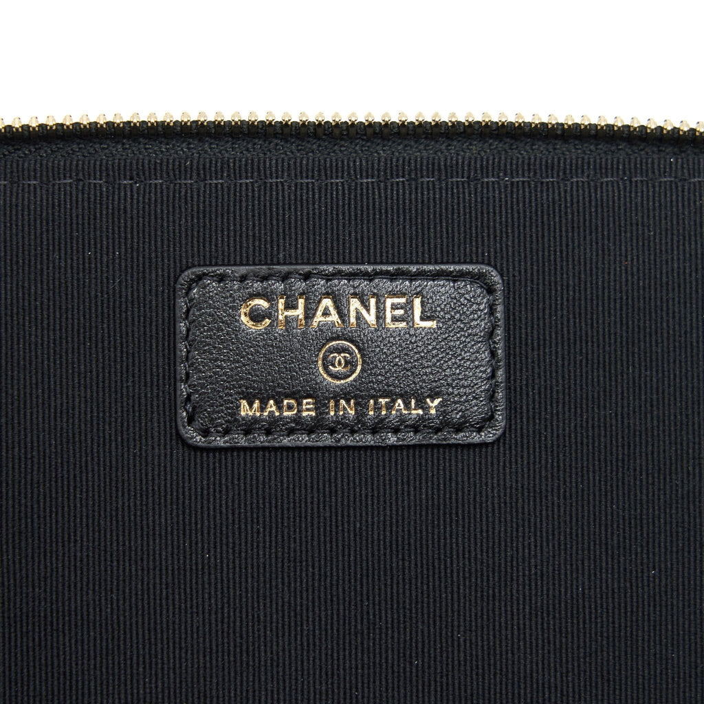Chanel 21K Top Handle Rectangular Vanity With Chain Black L