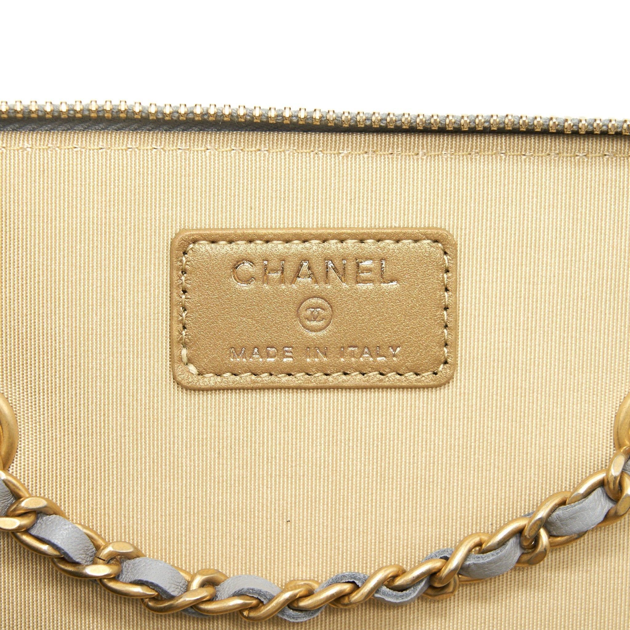 Chanel 21B Pearl Crush Long Vanity with Chain Light Grey