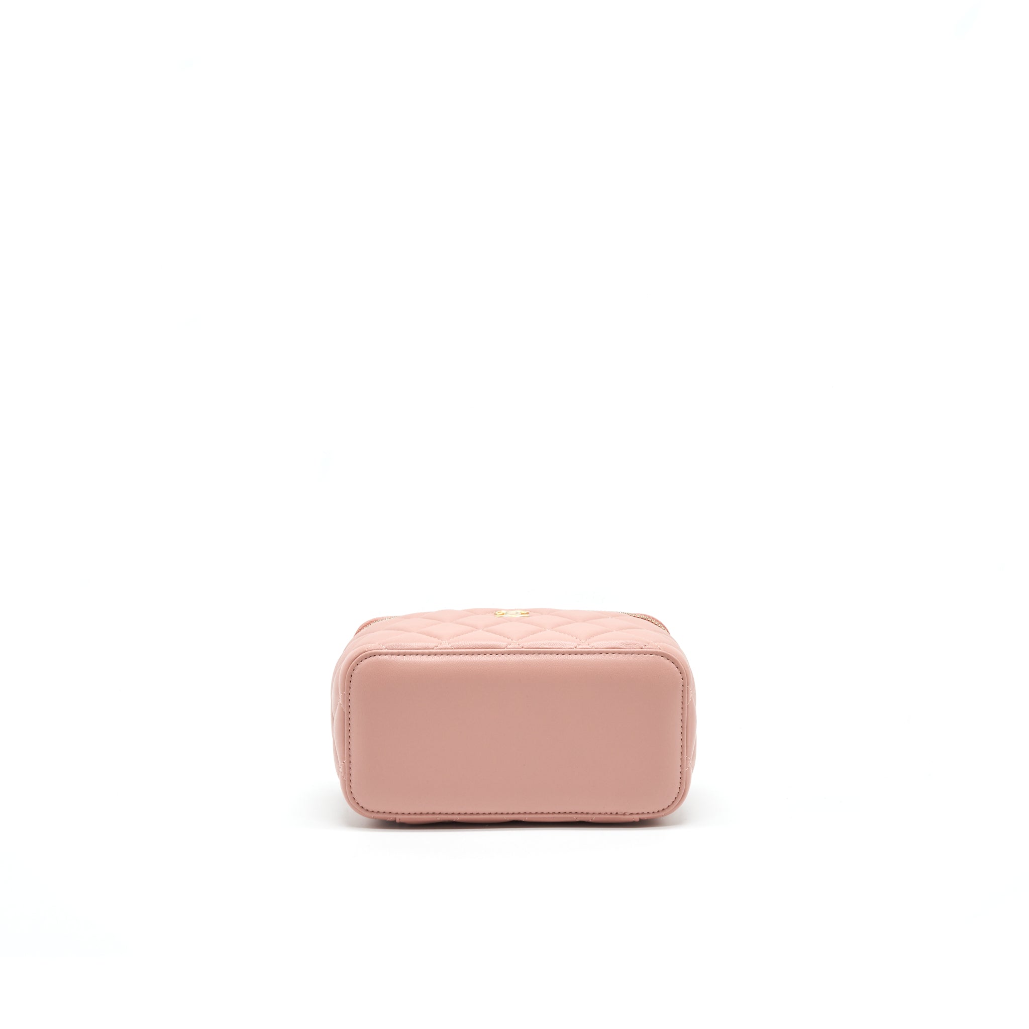 Chanel 21B pearl Crush rectangular Vanity with Chain Dark Pink
