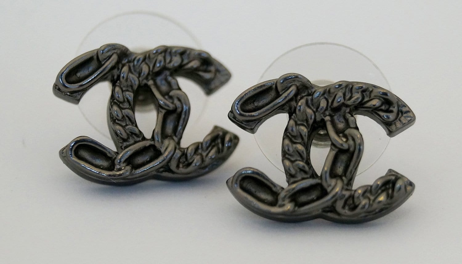 CHANEL Earrings CC Silver - Chanel Clip - Chanel CC Earrings