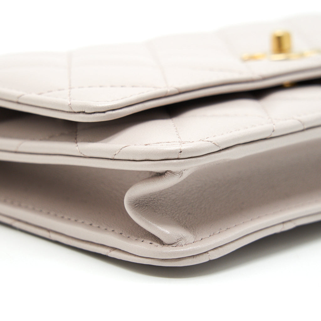 Chanel Pearl Crushed Pearl Wallet On Chain Lilac