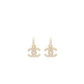 Chanel CC logo With Pearl Drop Earrings