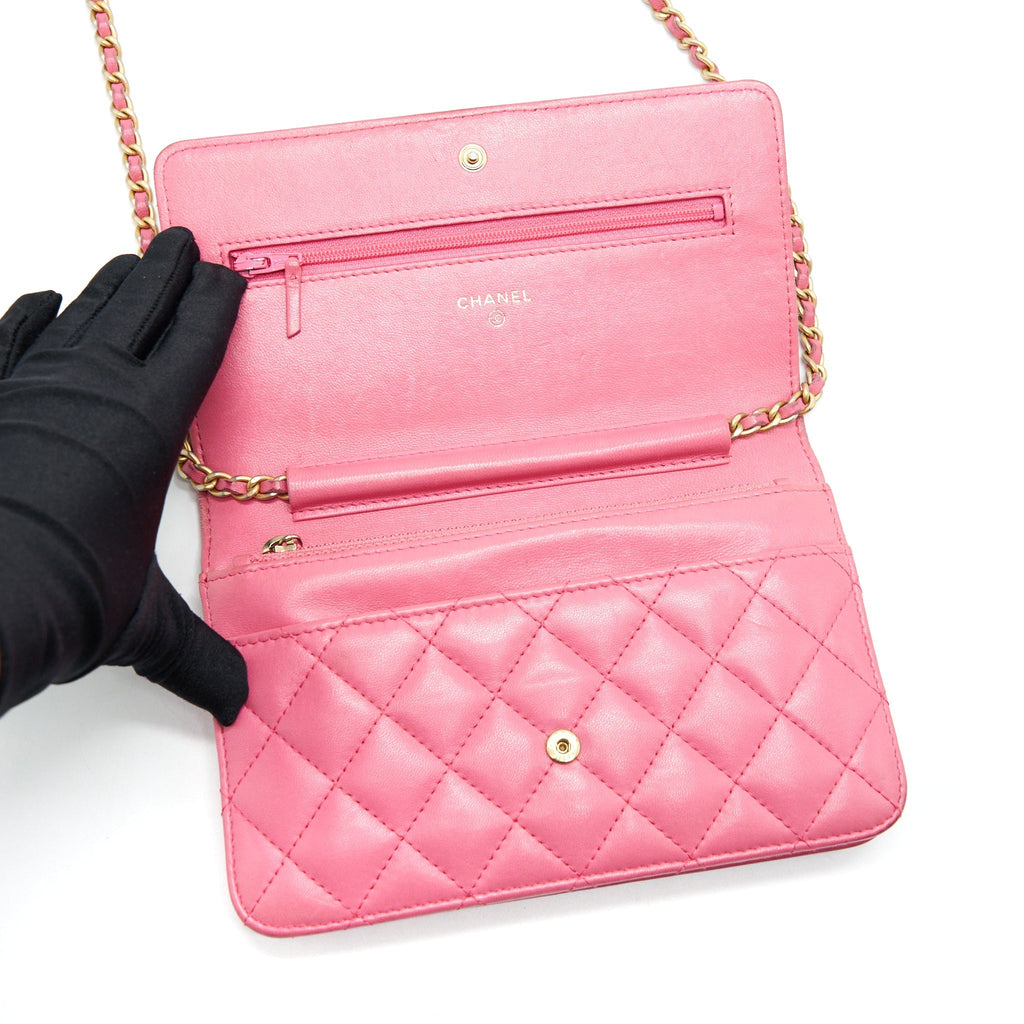 Chanel Boy Wallet on Chain Pink