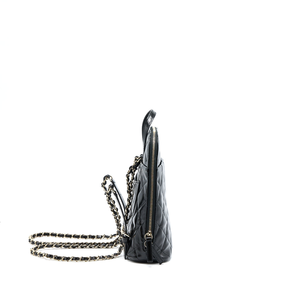Chanel 22A Backpack Patent Black L (Microchip)