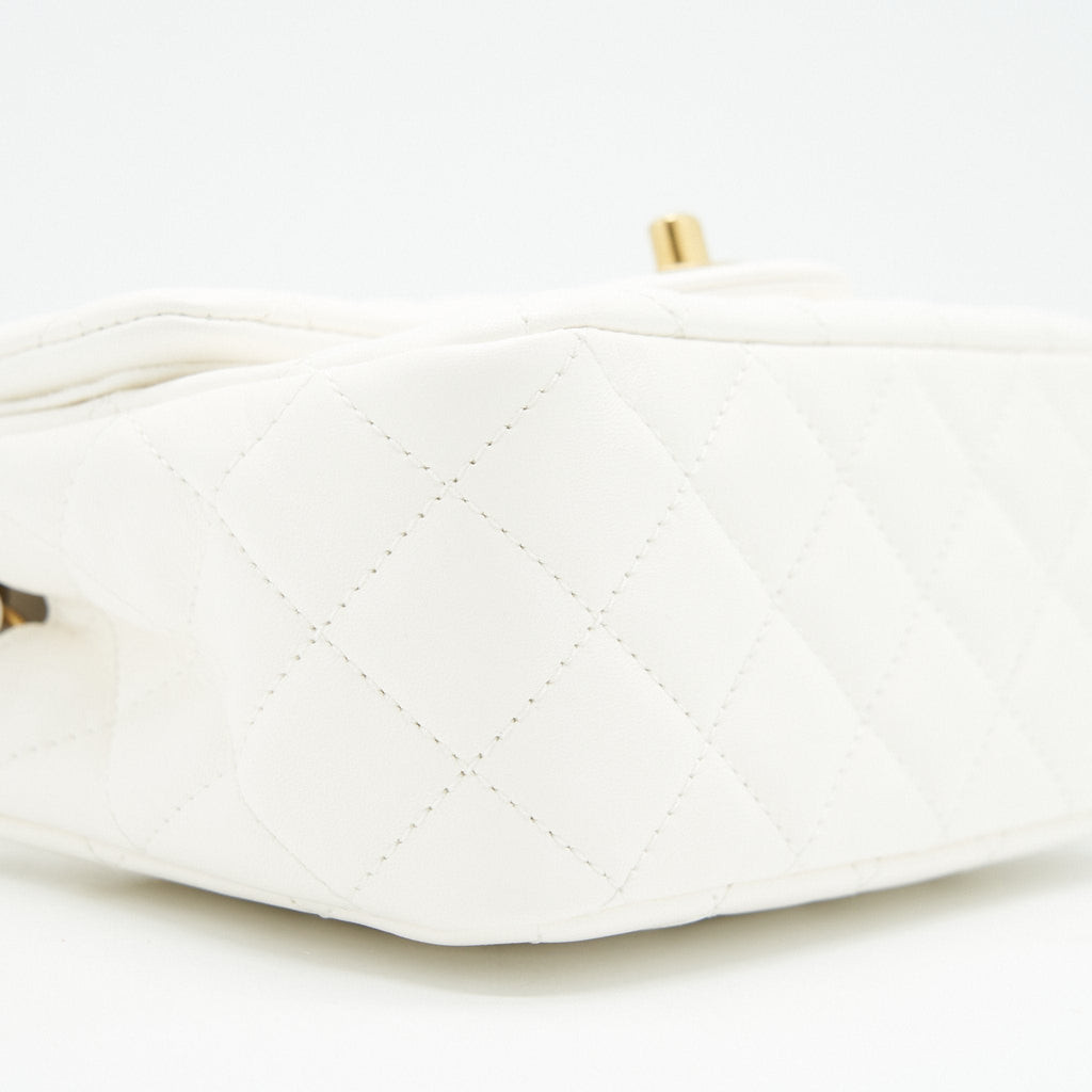 Chanel 21B pearl crush Mini Square flap Bag White
