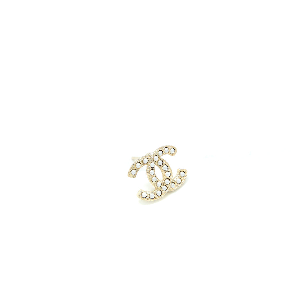 Chanel CC Logo Pearl Earrings