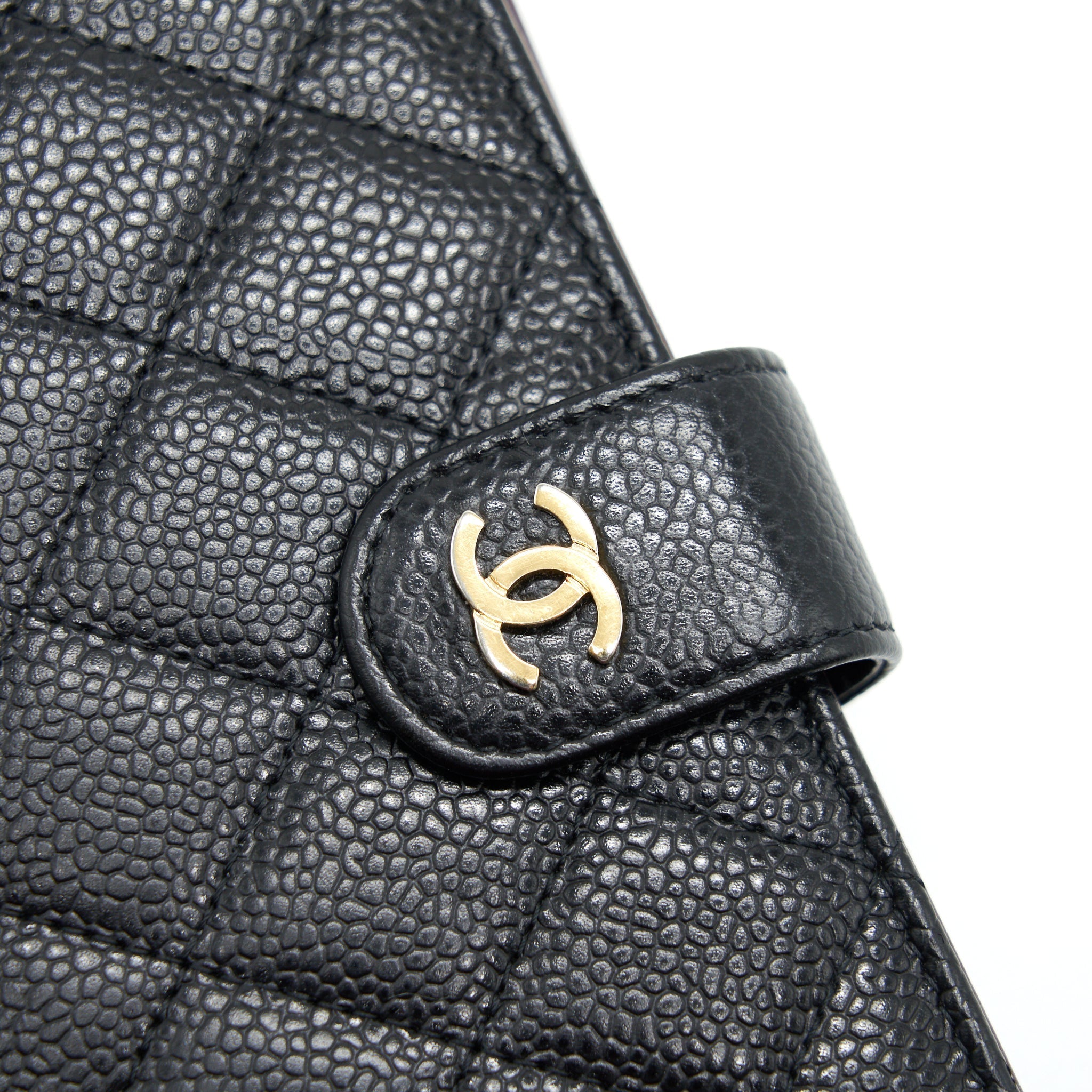 Chanel Quilted CC Bifold Caviar Wallet Black