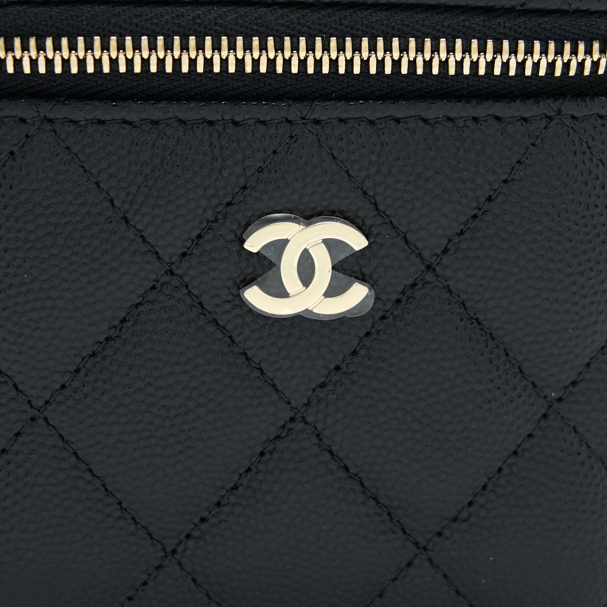 Chanel 22C Mini Vanity With Chain Black Caviar L