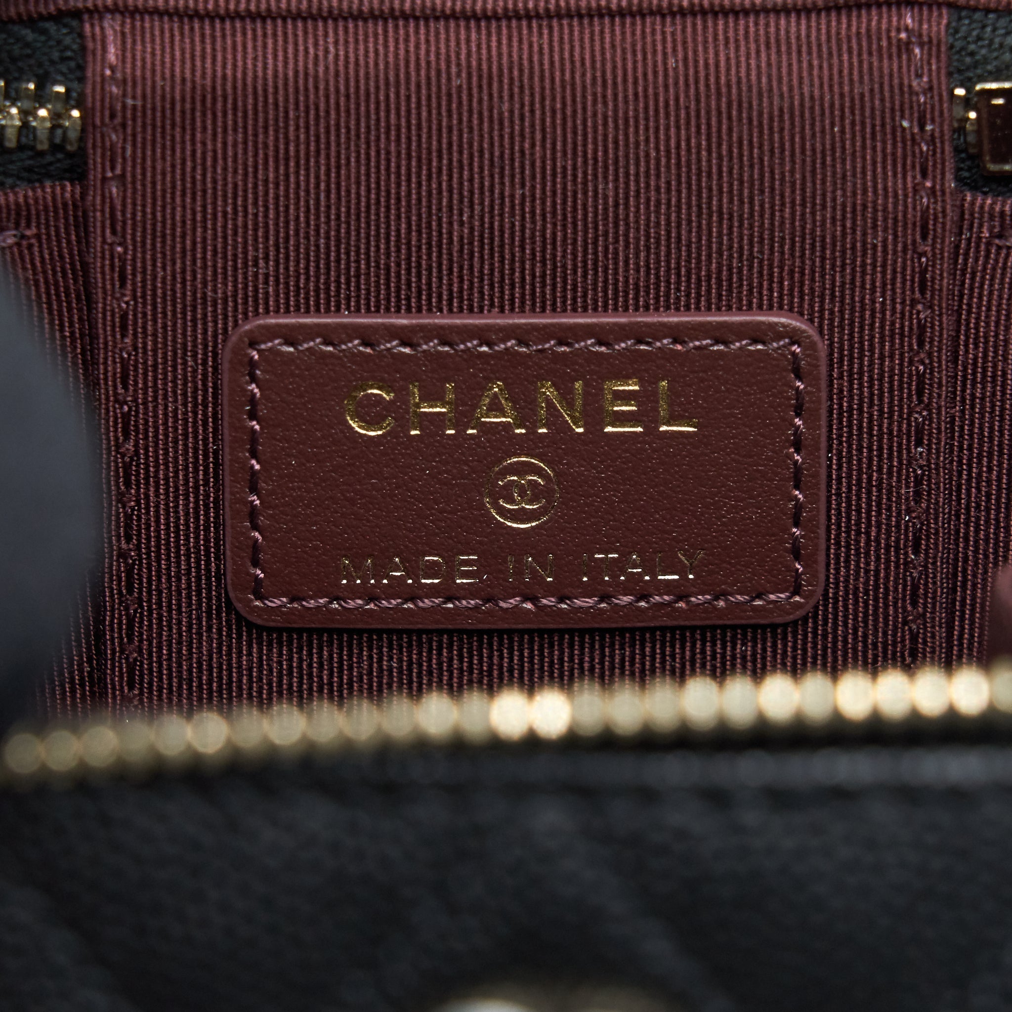 Chanel 22C Mini Vanity With Chain Black Caviar L