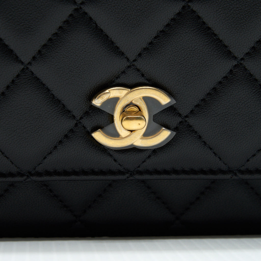 Chanel Pearl Crush Wallet On Chain Black  (Micrichip)
