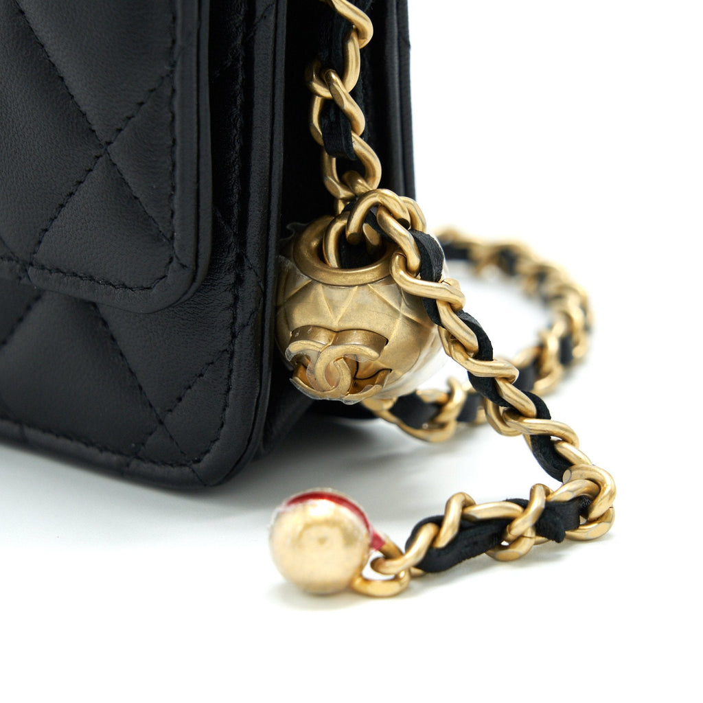 Chanel 22C Pearl Crush Wallet On Chain Black