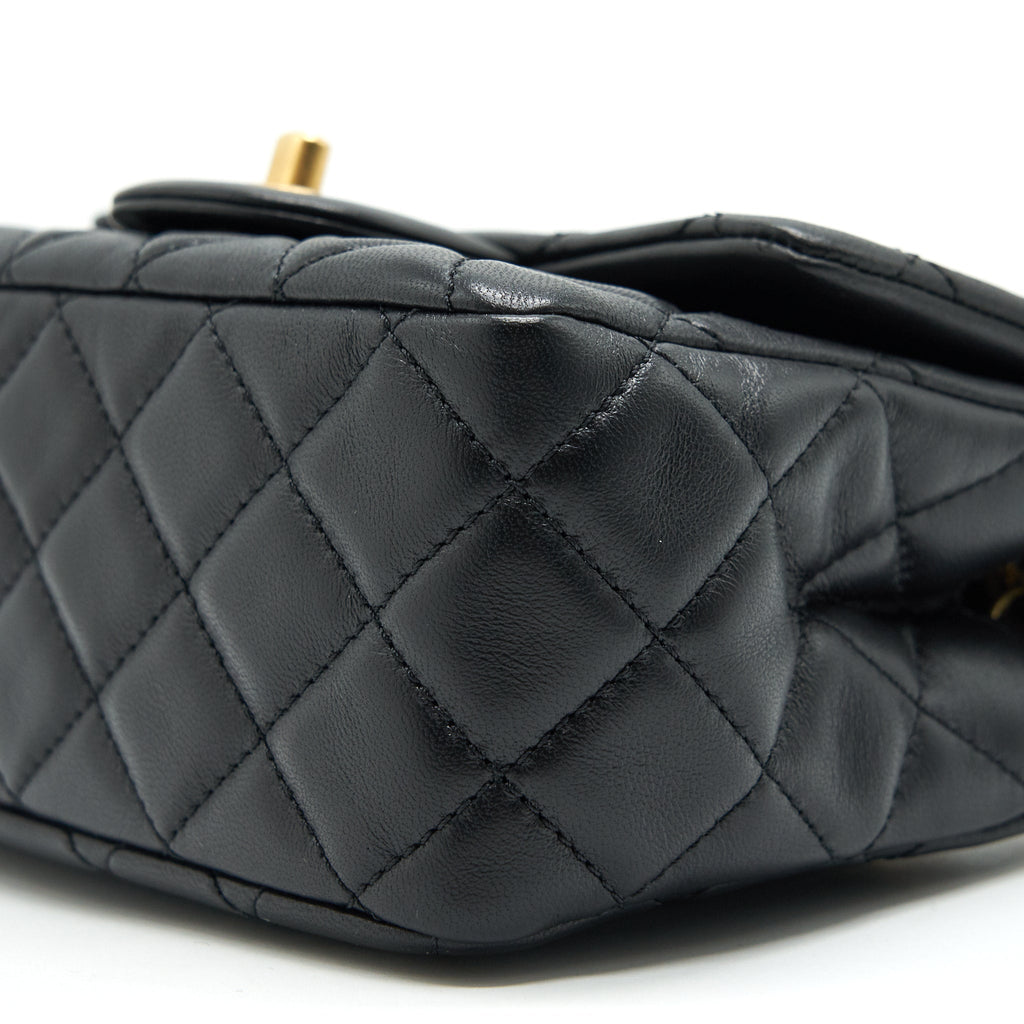 Chanel 21B pearl crush Square mini flap Bag black  (new version with microchip)