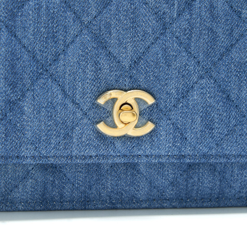 Chanel 22C Pearl Crush  Wallet On Chain Denim