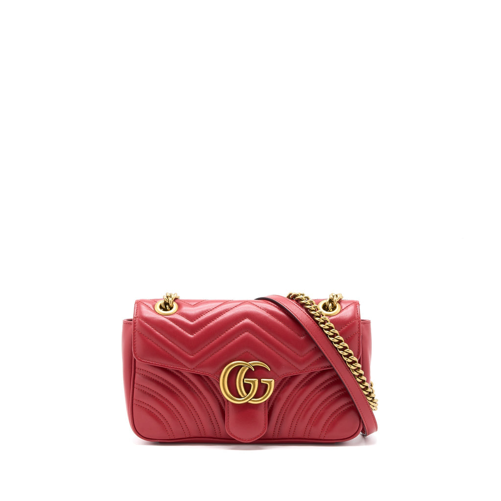 Gucci Small GG Marmont Matelasse Shoulder Bag Calfskin Red