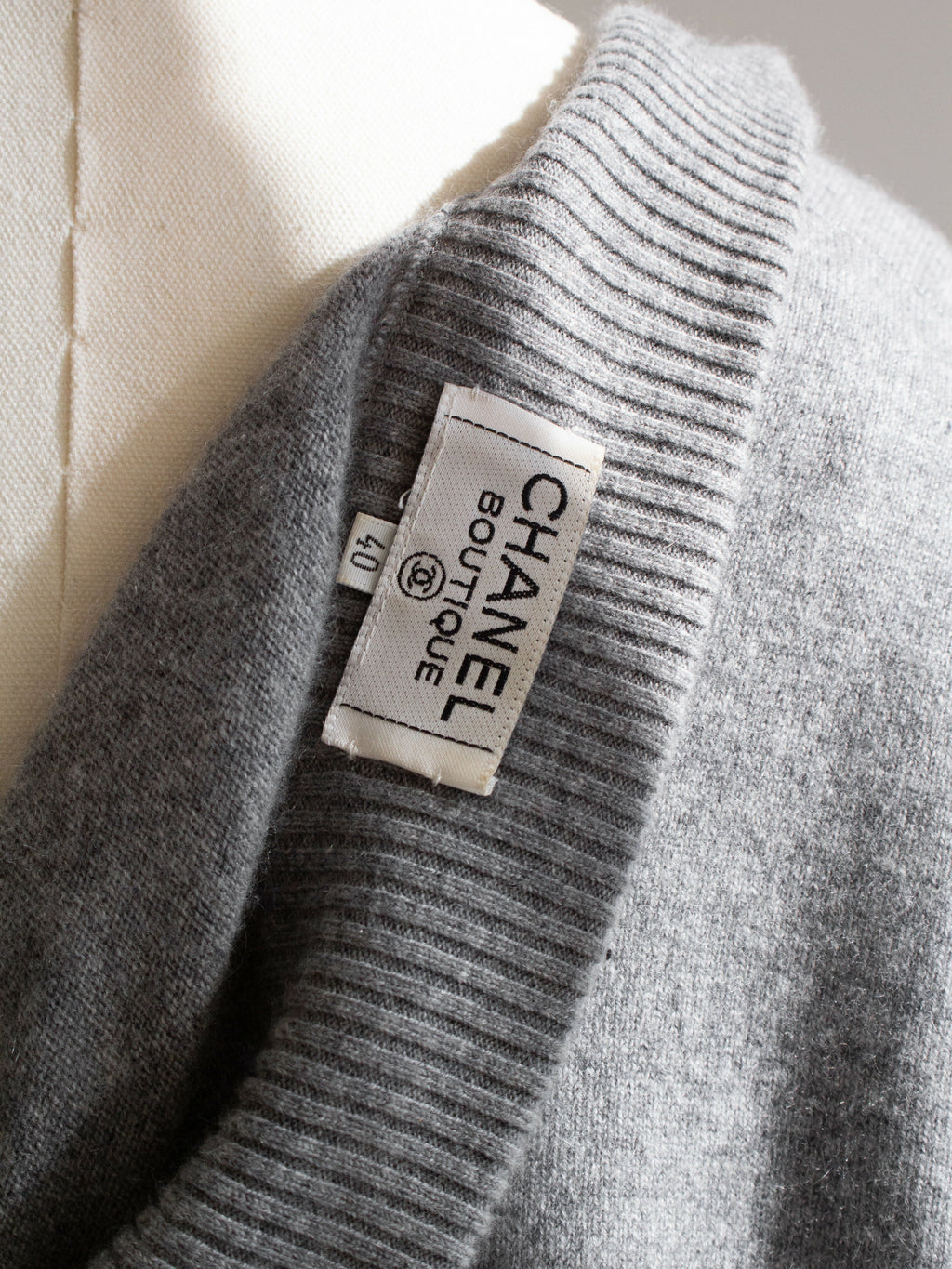 Rare Chanel F/W 1991 Grey White Pearl CC Cashmere Linda 91A Jumpsuit