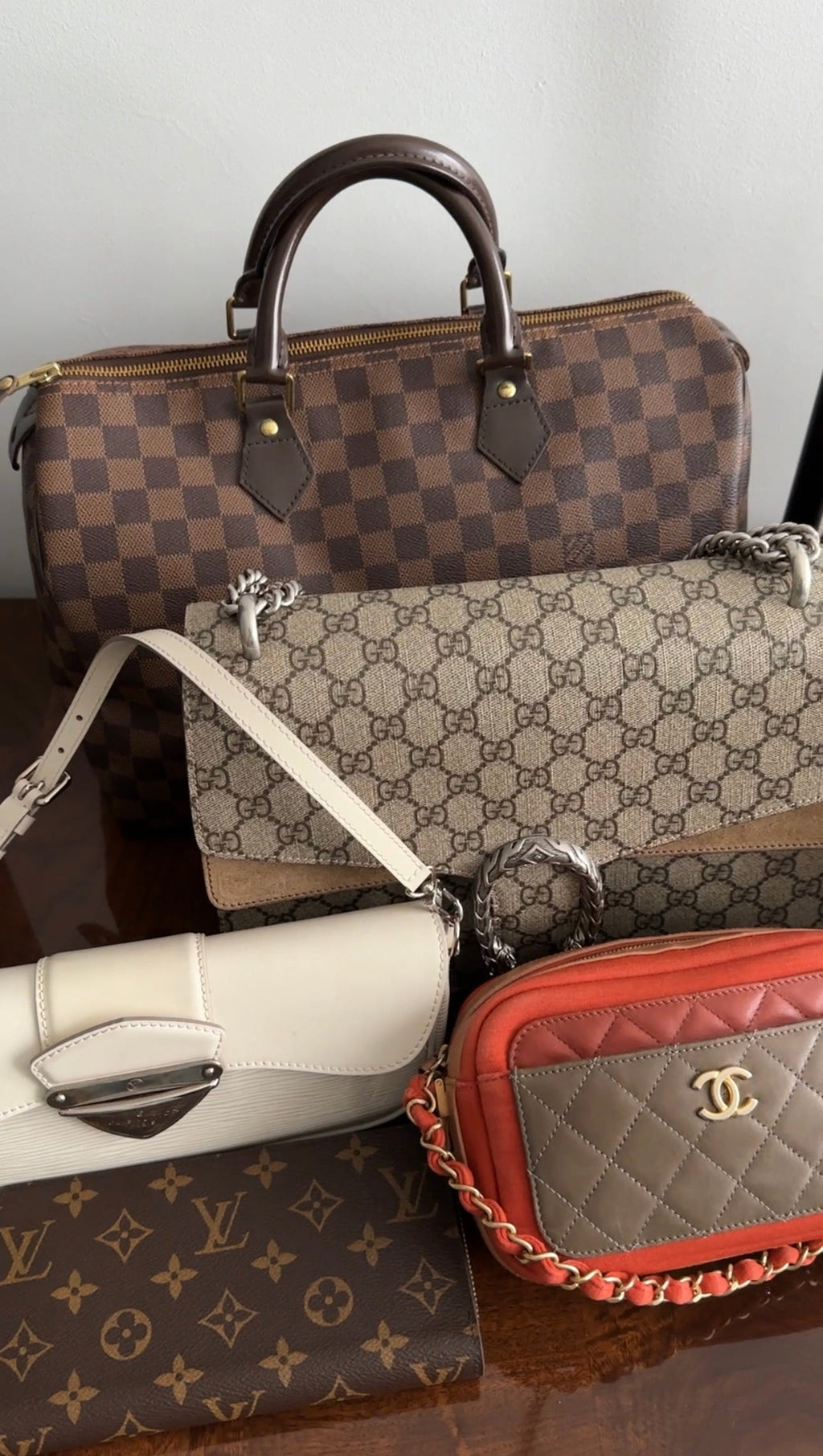 Louis Vuitton Monogram Zippy Wallet
