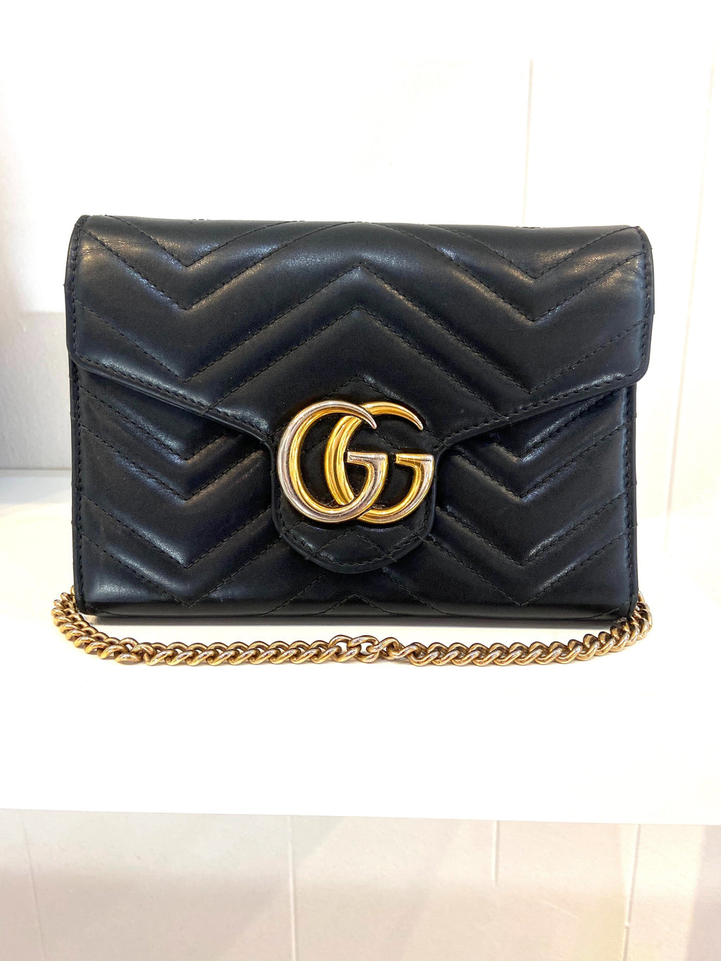 GUCCI GG MARMONT MATELASSE CALFSKIN MINI CHAIN BAG