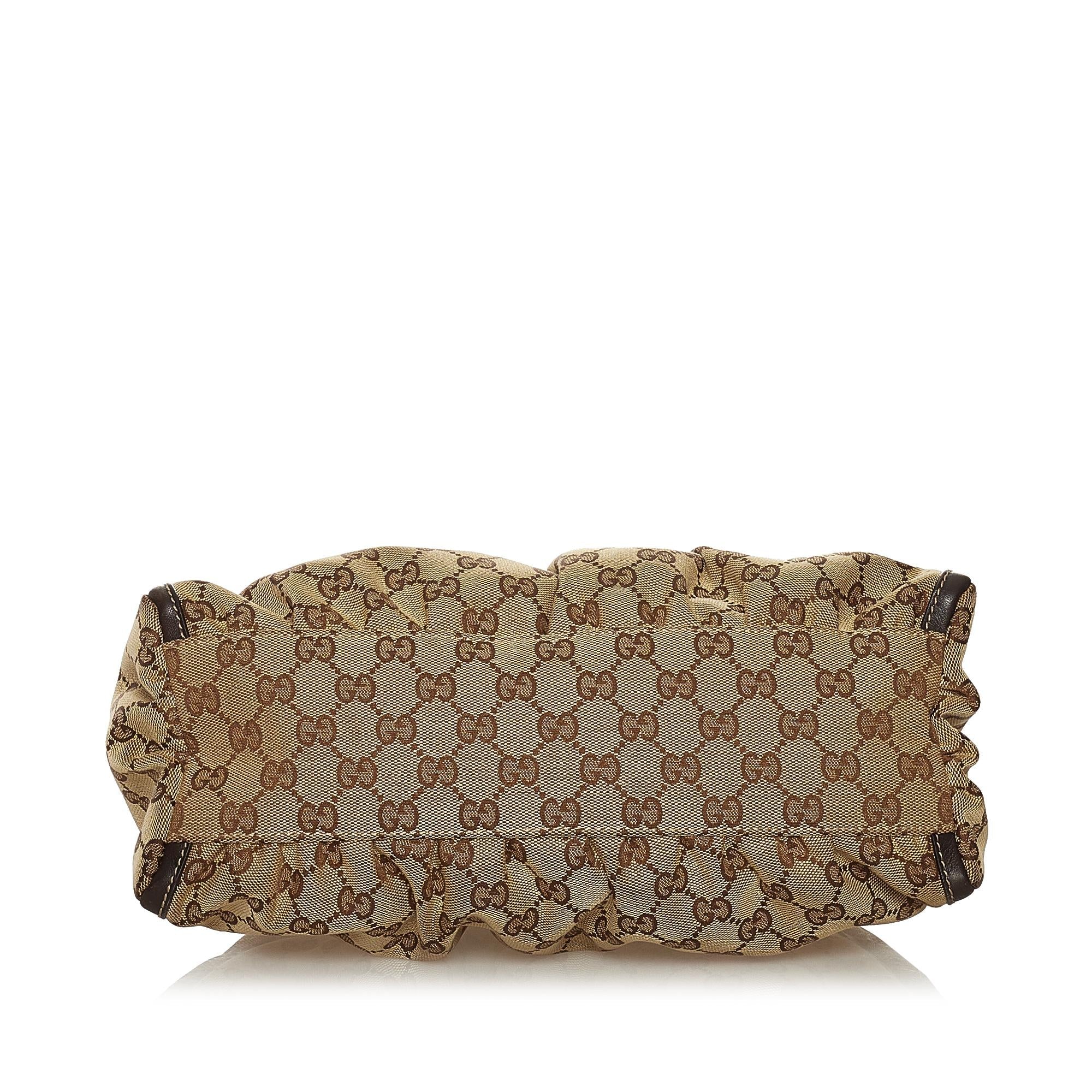 Gucci GG Canvas Abbey D-Ring Shoulder Bag (SHG-34625)