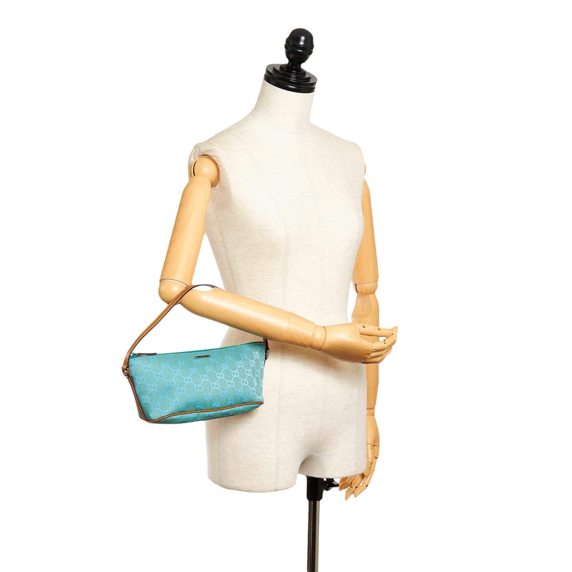 Gucci GG Canvas Boat Baguette (SHG-32052)