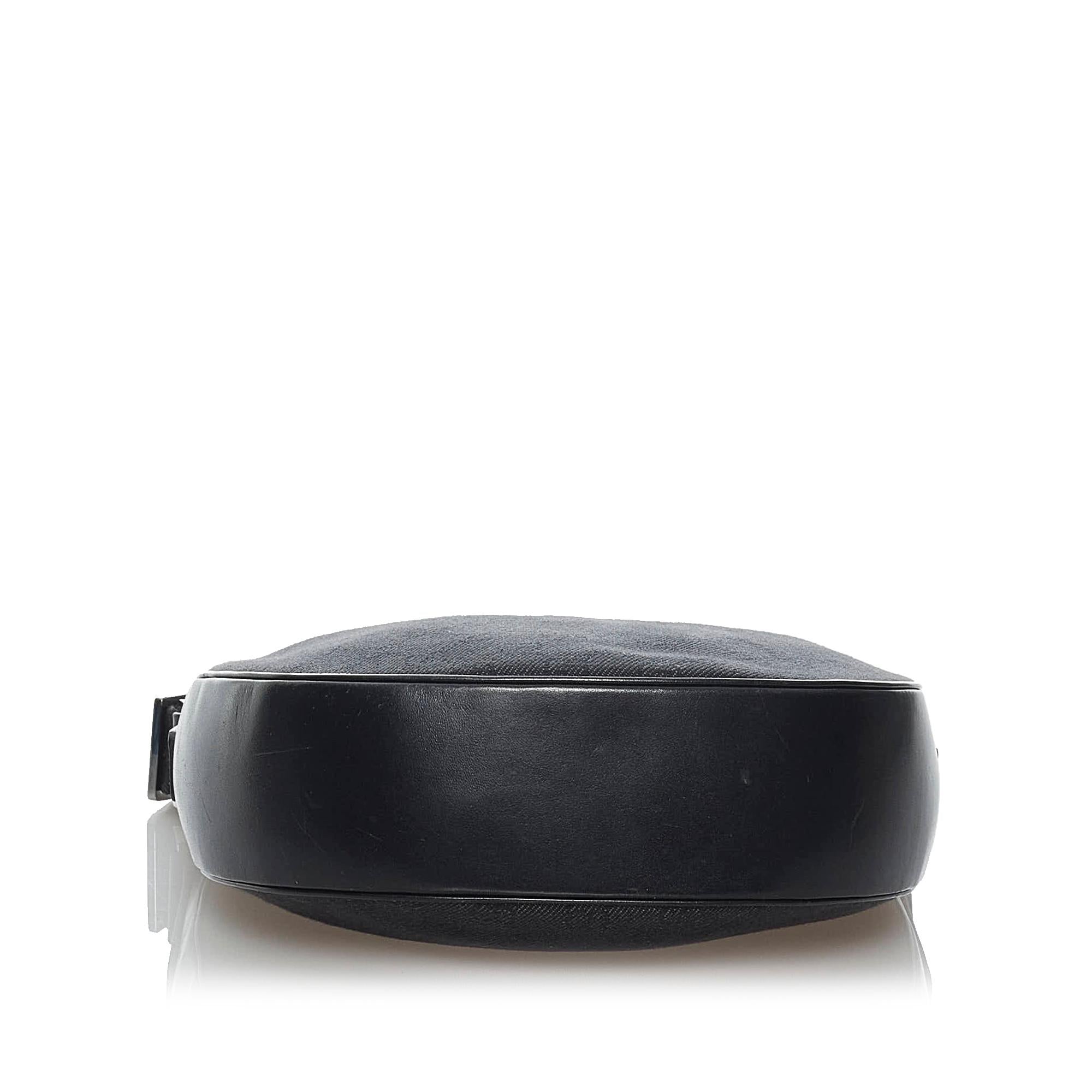 Gucci GG Canvas Crossbody Bag (SHG-29599)