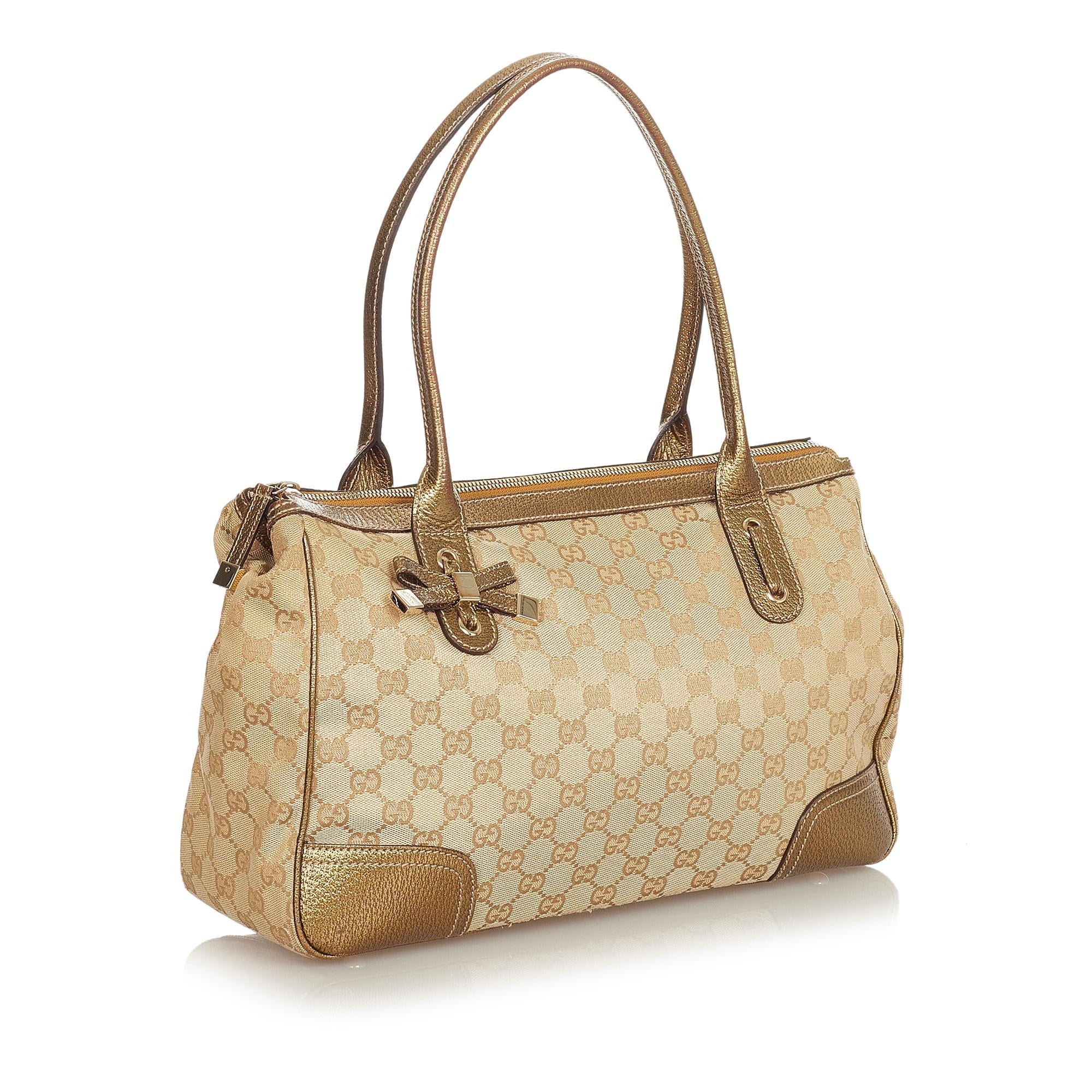Gucci GG Canvas Princy Shoulder Bag (SHG-34060)