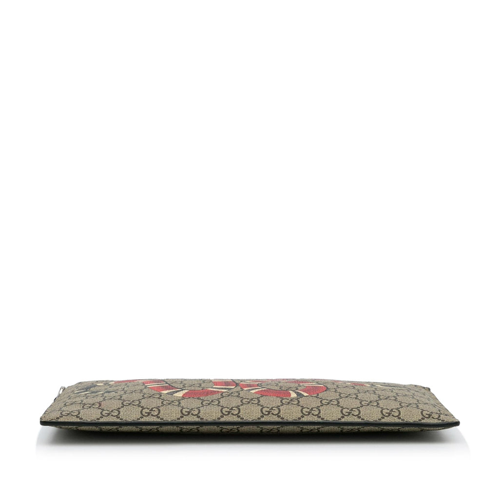 Gucci GG Supreme Kingsnake Clutch Bag (SHG-qHejCL)