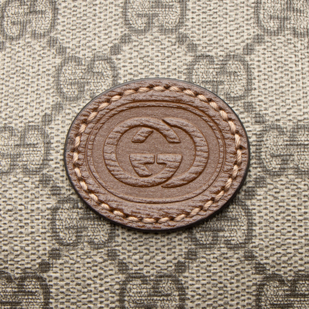 Gucci GG Supreme Retro Medium Backpack
