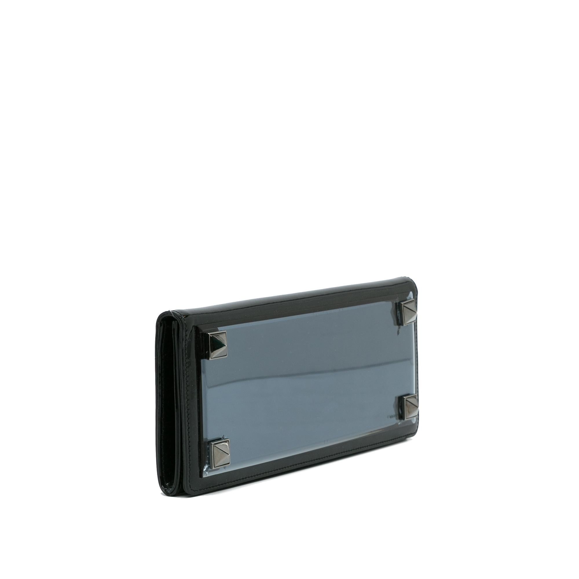 Gucci Tempered Glass Broadway Clutch