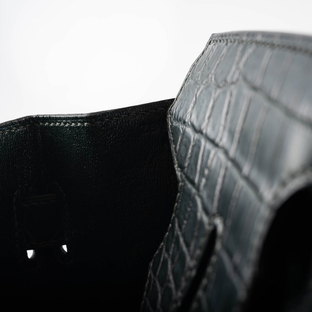 Hermès Birkin 30 Vert Foncé Matte Niloticus Crocodile Gold Hardware