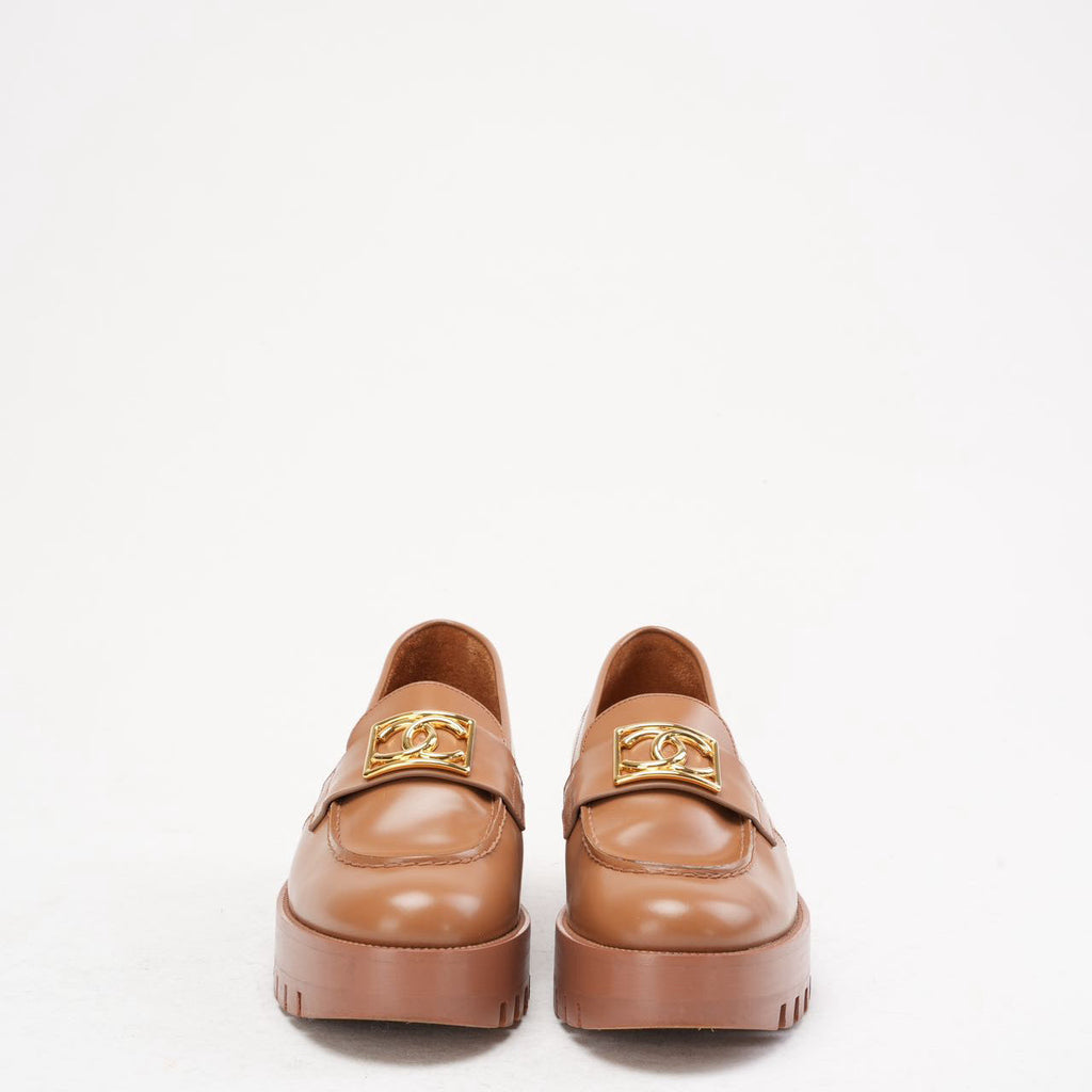 Chanel Brown CC Logo Loafer Leather Size 38.5