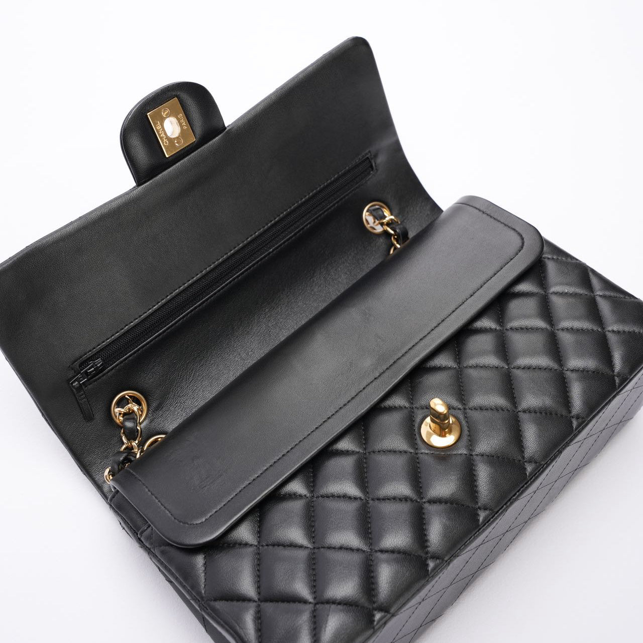 Chanel Classic Flap Bag Black Medium 2018
