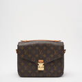 Louis Vuitton Pochette Métis Monogram Canvas