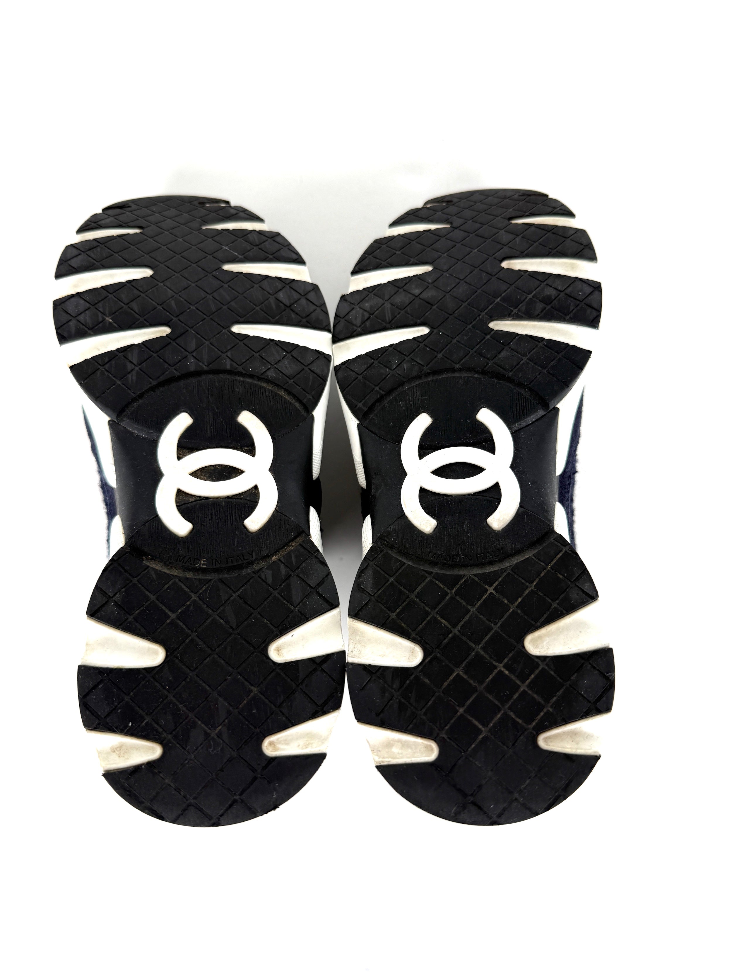 CHANEL 24A Navy Blue Black Tweed Sneakers 37, 6