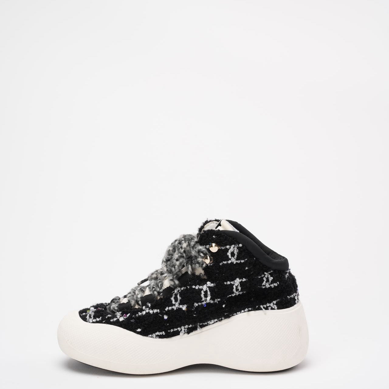 Chanel Black Tweed CC High Top Snow Sneakers Size 39 ½