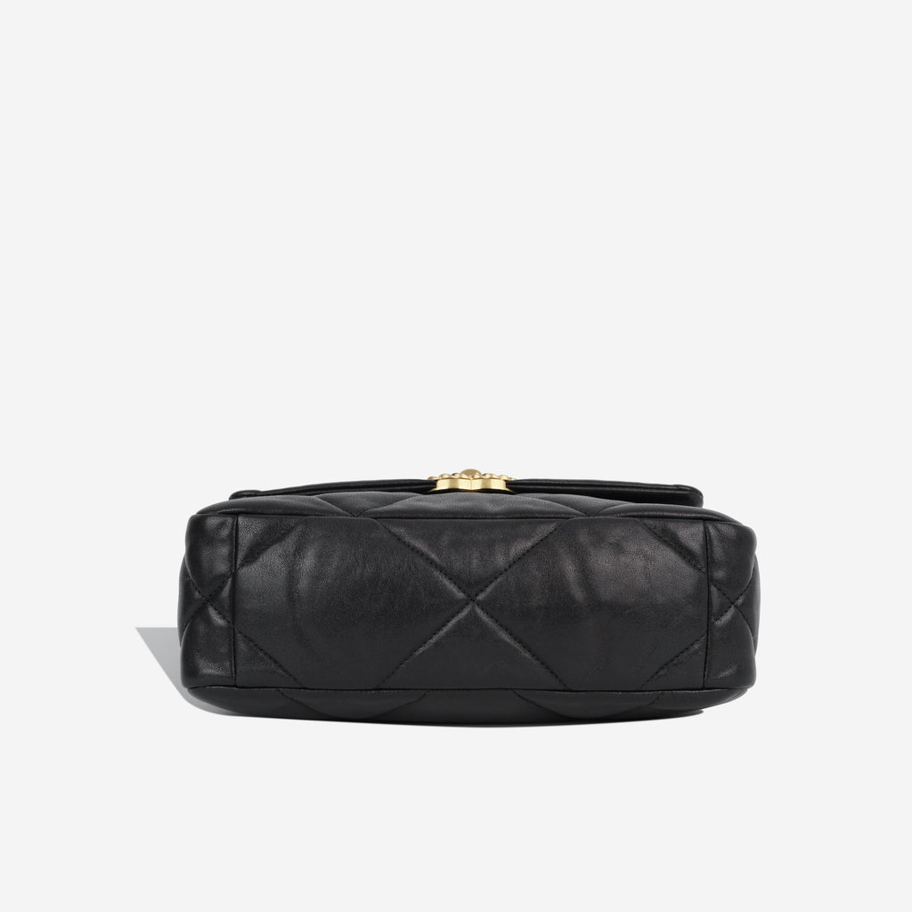 Chanel Chanel 19 - Small