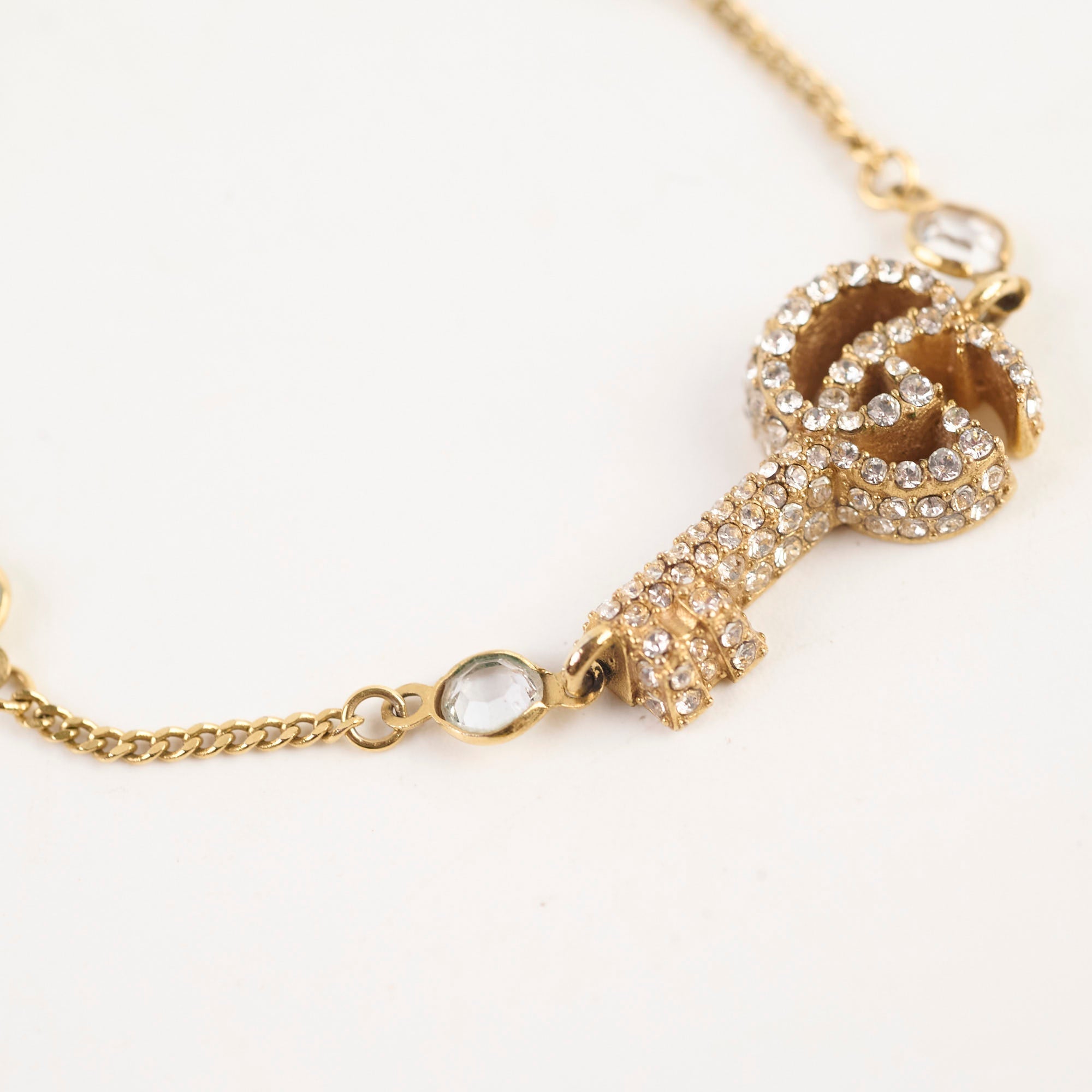 Gucci Double GG Gold Key Bracelet Costume Jewellery