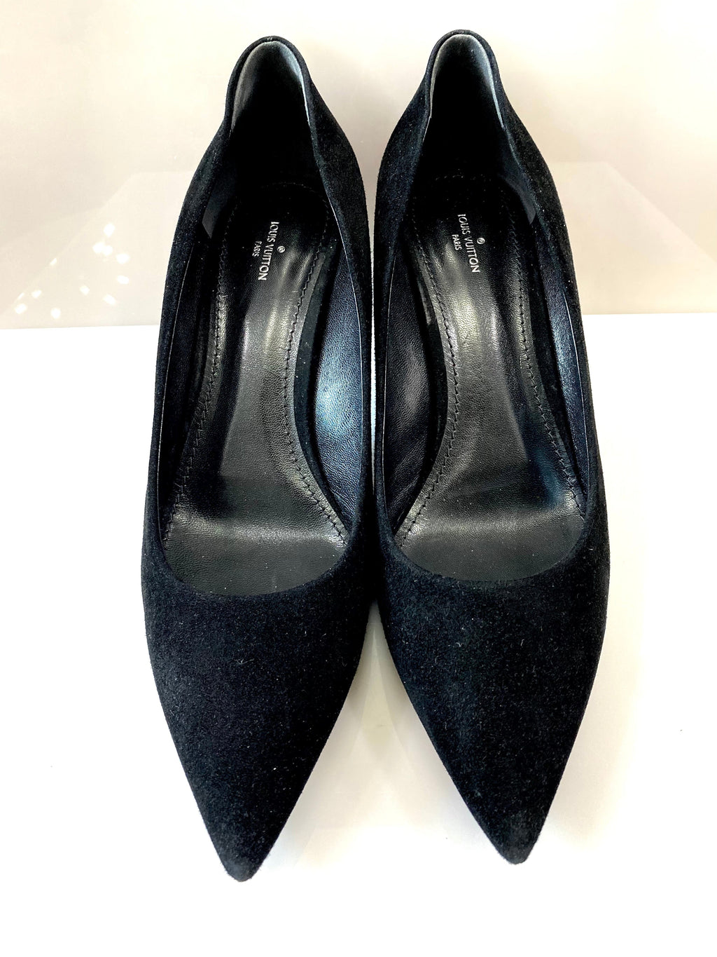 LOUIS VUITTON 16 YEAR LEATHER X SUEDE PUMPS
