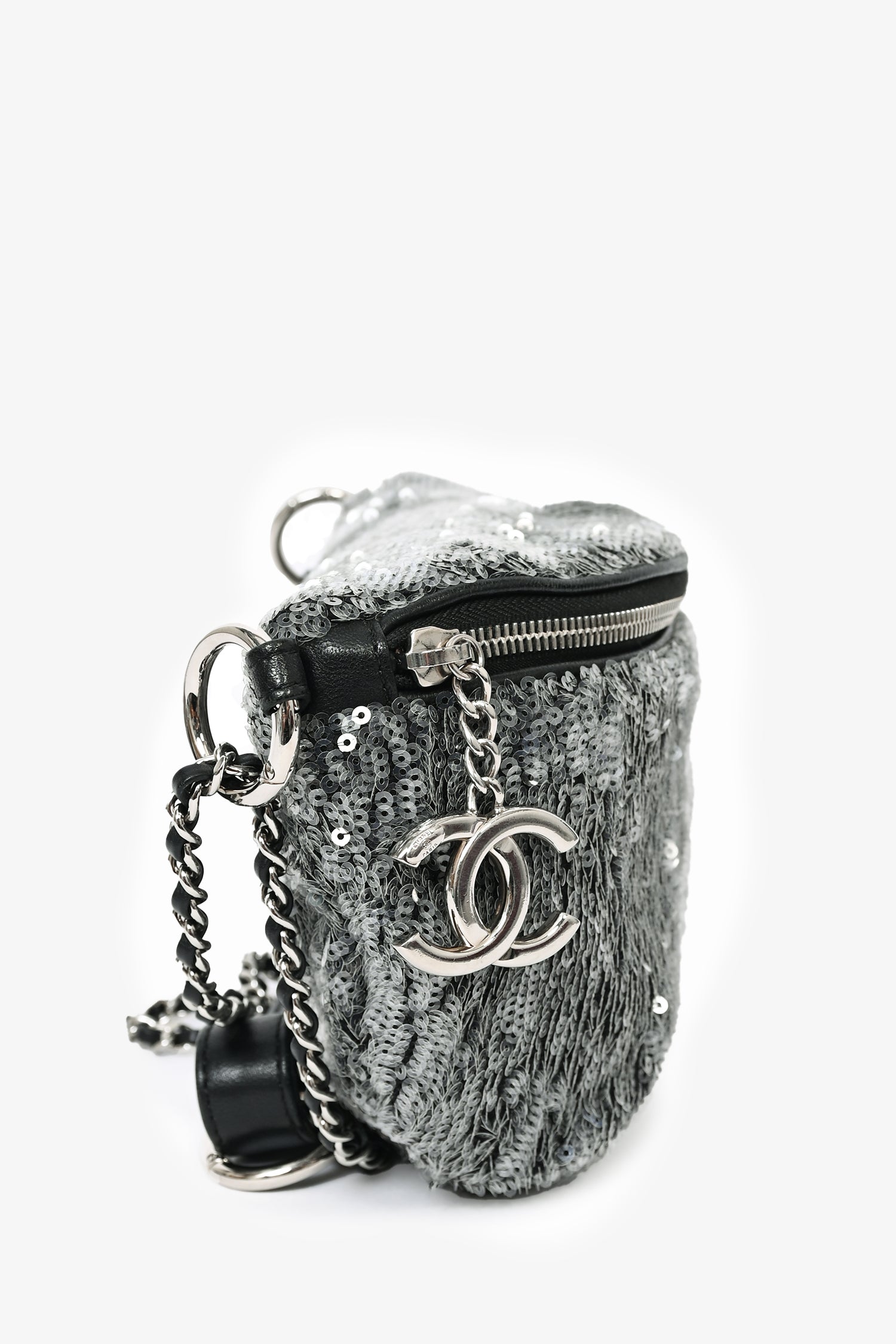 Pre-Loved Chanel™ 2018 Grey Sequin CC Belt Bag