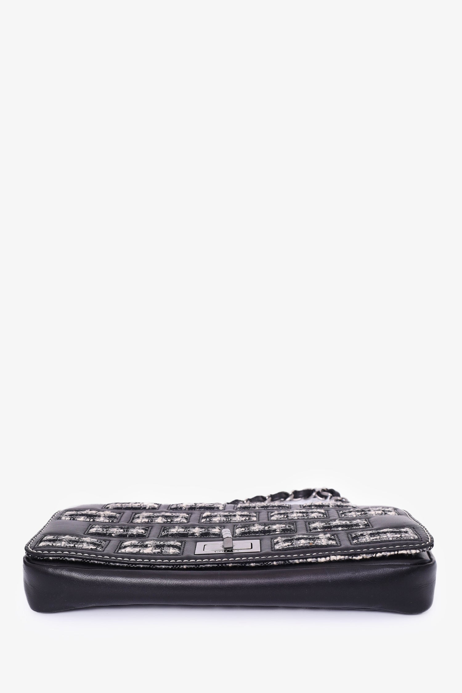Pre-Loved Chanel™ 2004/05 Black/White Tweed/Leather Brick Reissue Flap Bag