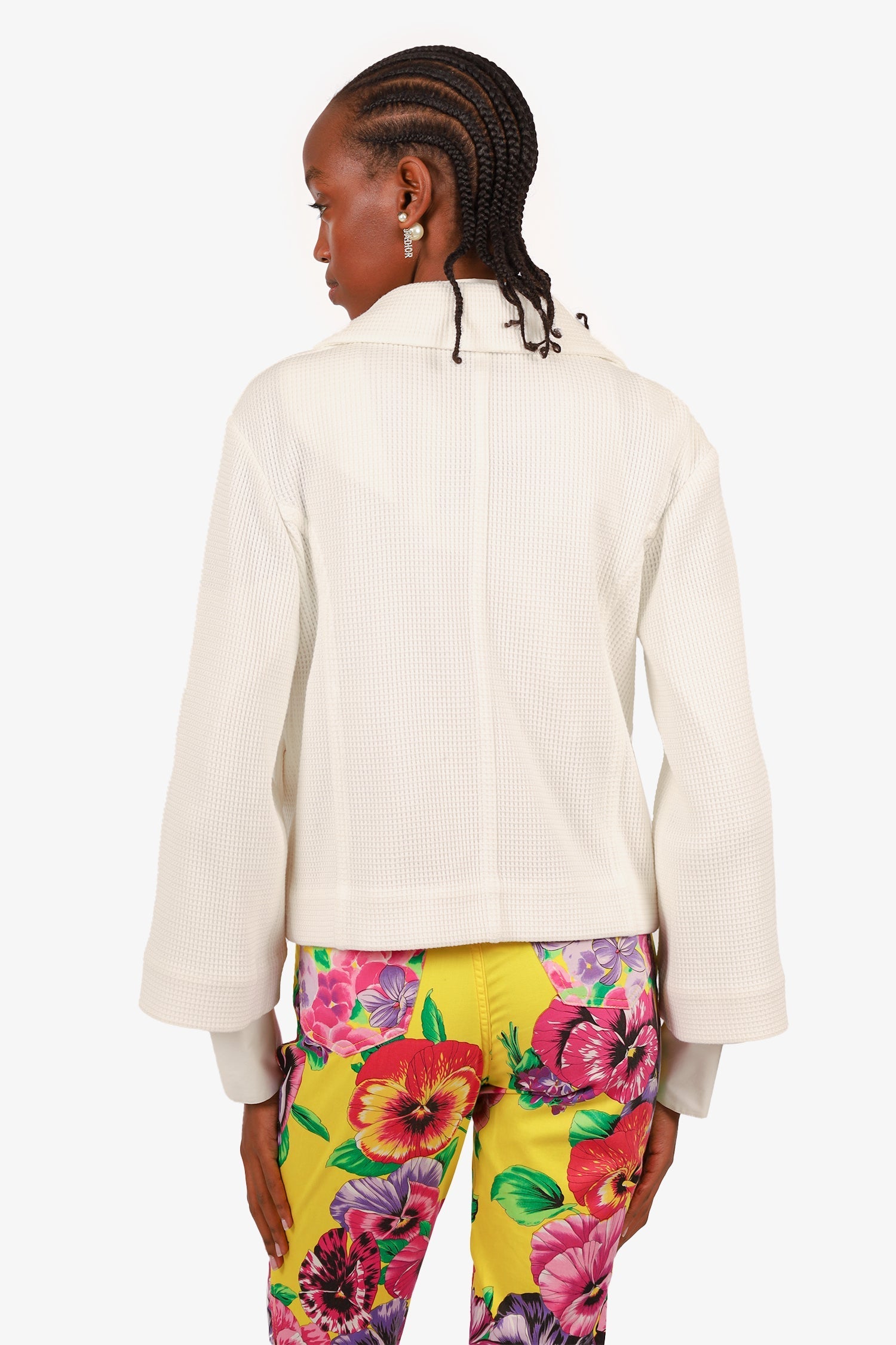 Pre-loved Chanel™  White Waffle Chain Round CC Double Breasted Jacket Size 34