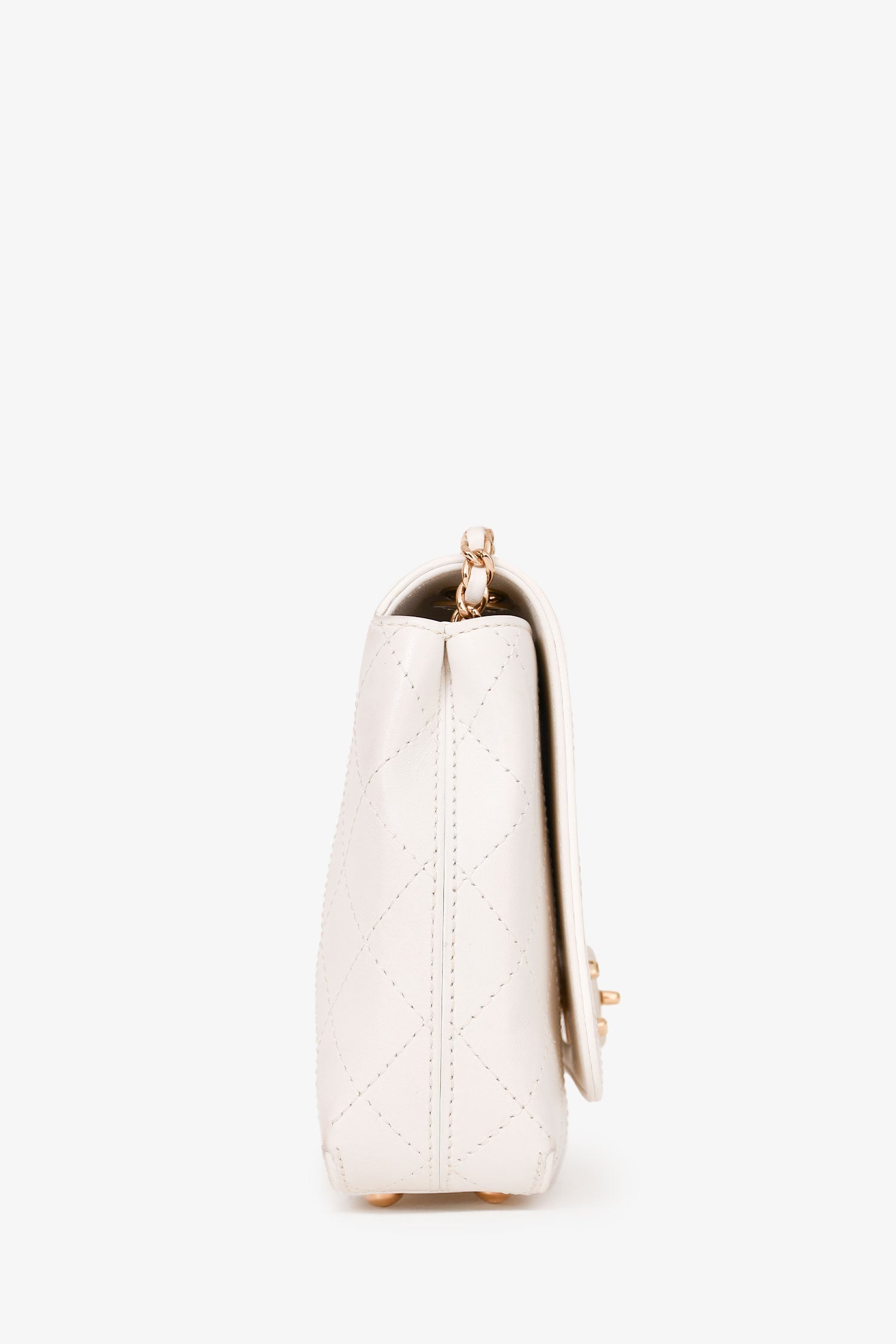 Pre-Loved Chanel™ 2018/19 White Leather Small Covered CC Flap Bag