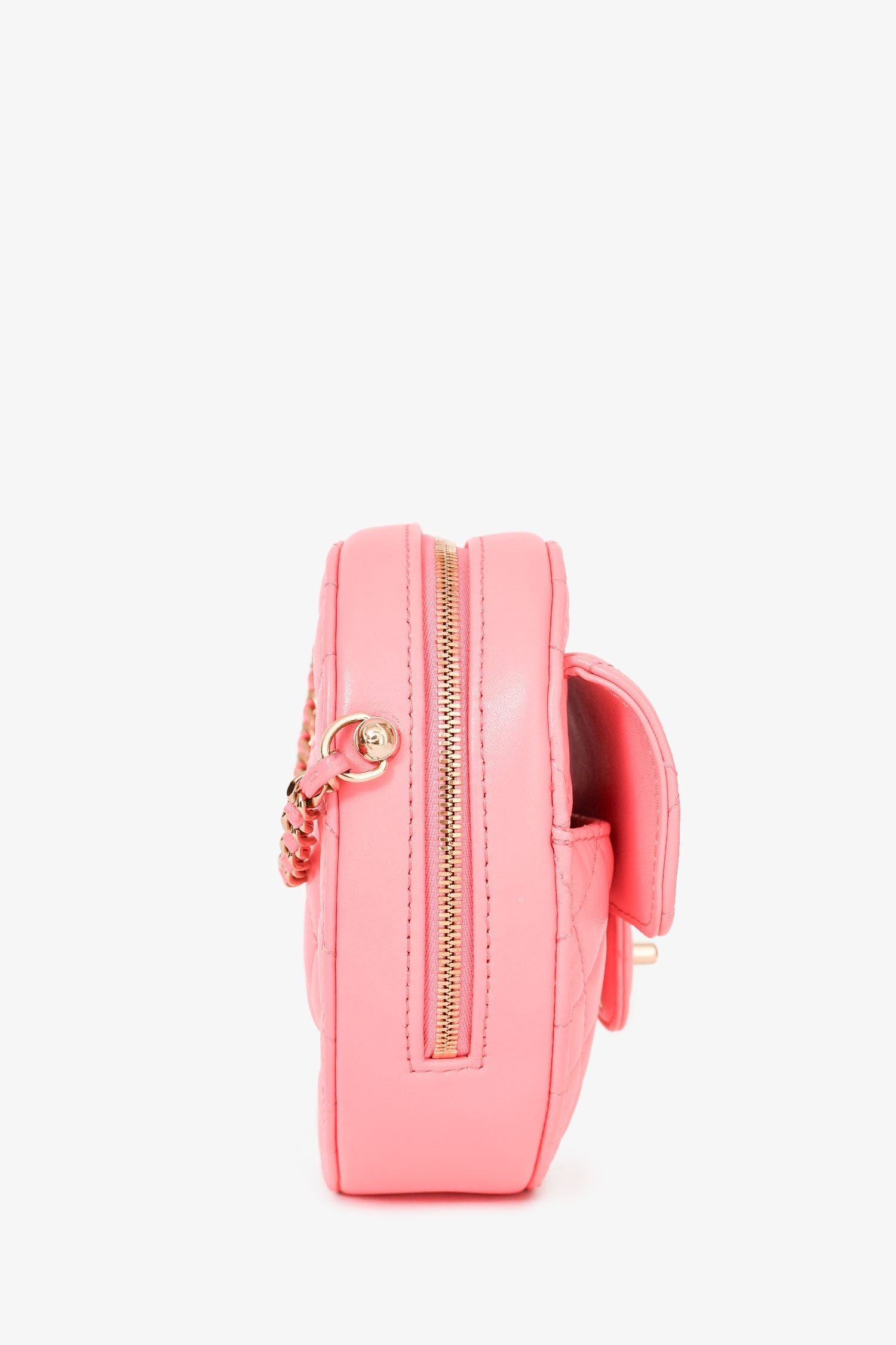 Pre-Loved Chanel™ 2022 Pink Leather Quilted Heart CC Shoulder Bag