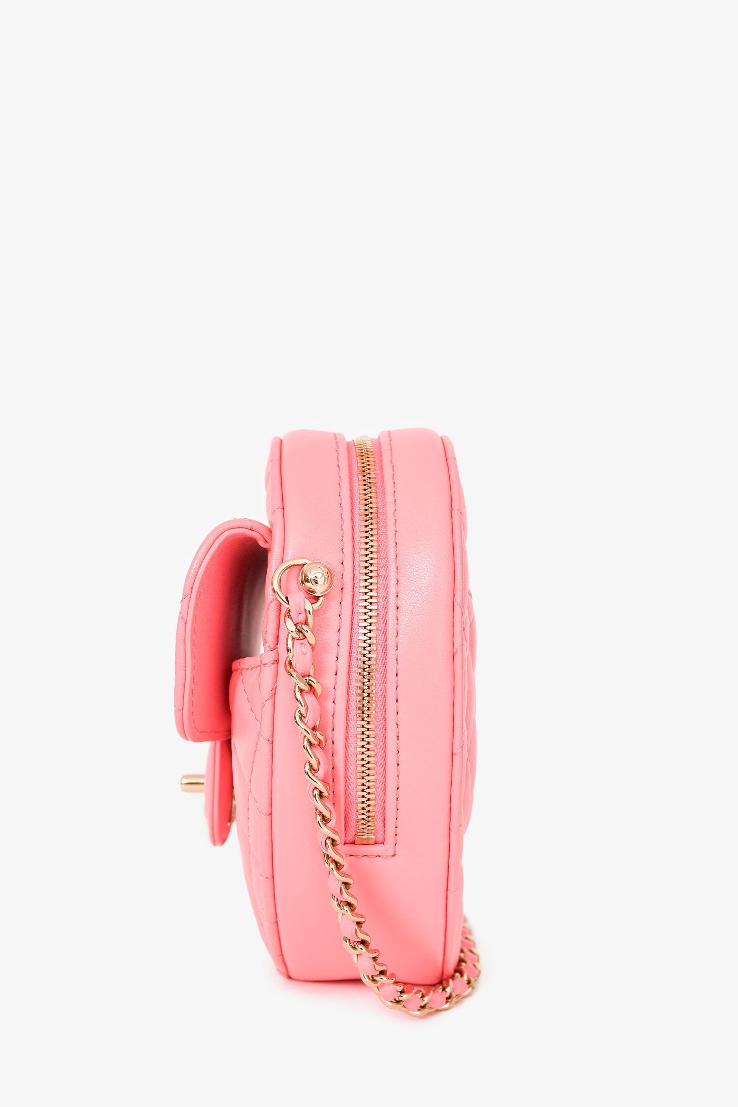 Pre-Loved Chanel™ 2022 Pink Leather Quilted Heart CC Shoulder Bag