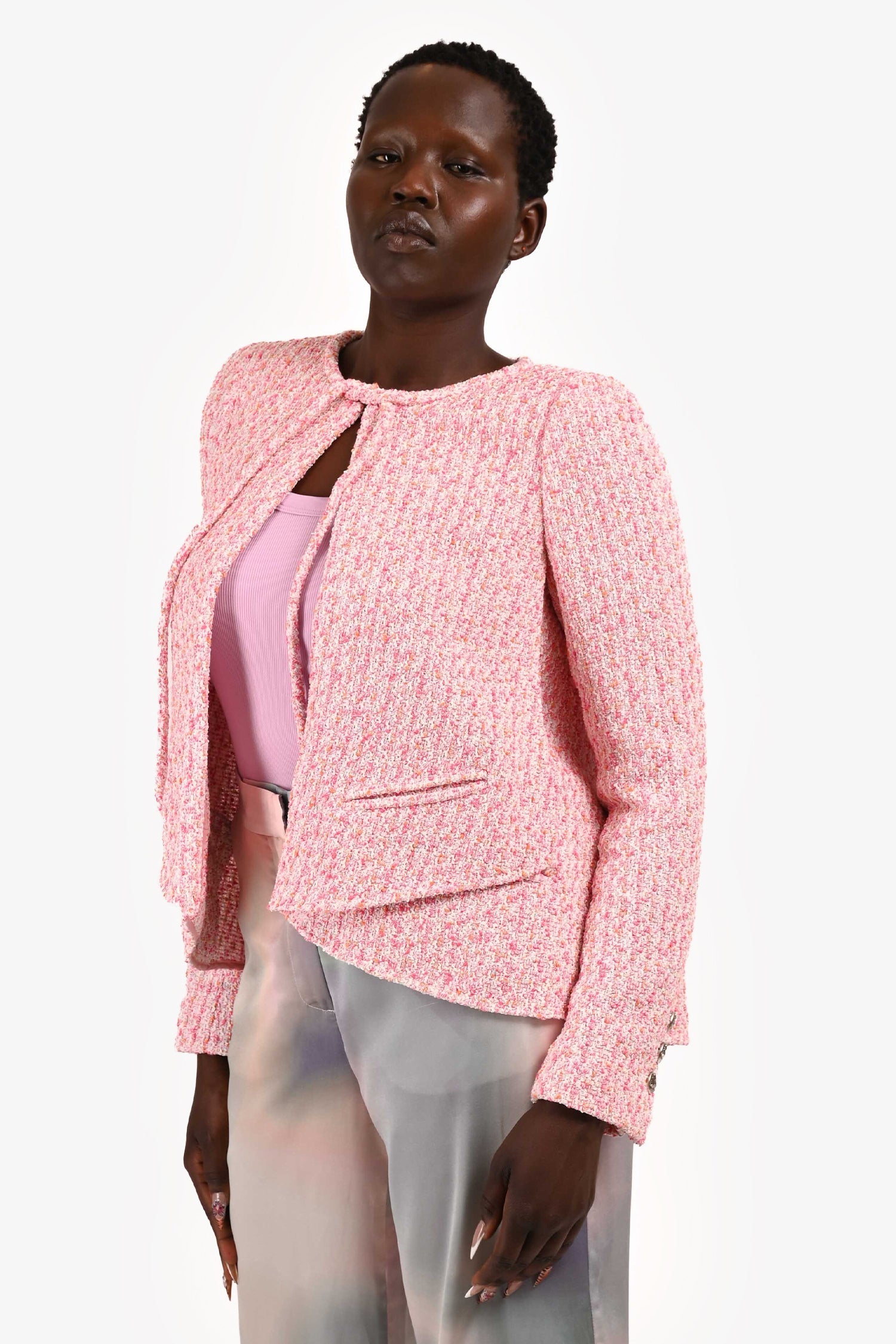 Pre-Loved Chanel™ 2025 Pink/White Tweed Neck Tie Pleated Detail Blazer Size 40