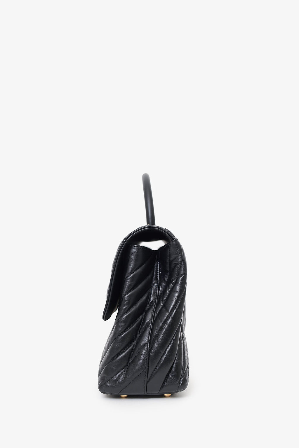 Pre-Loved Chanel™ Black Leather Chevron Coco Top Handle With Strap