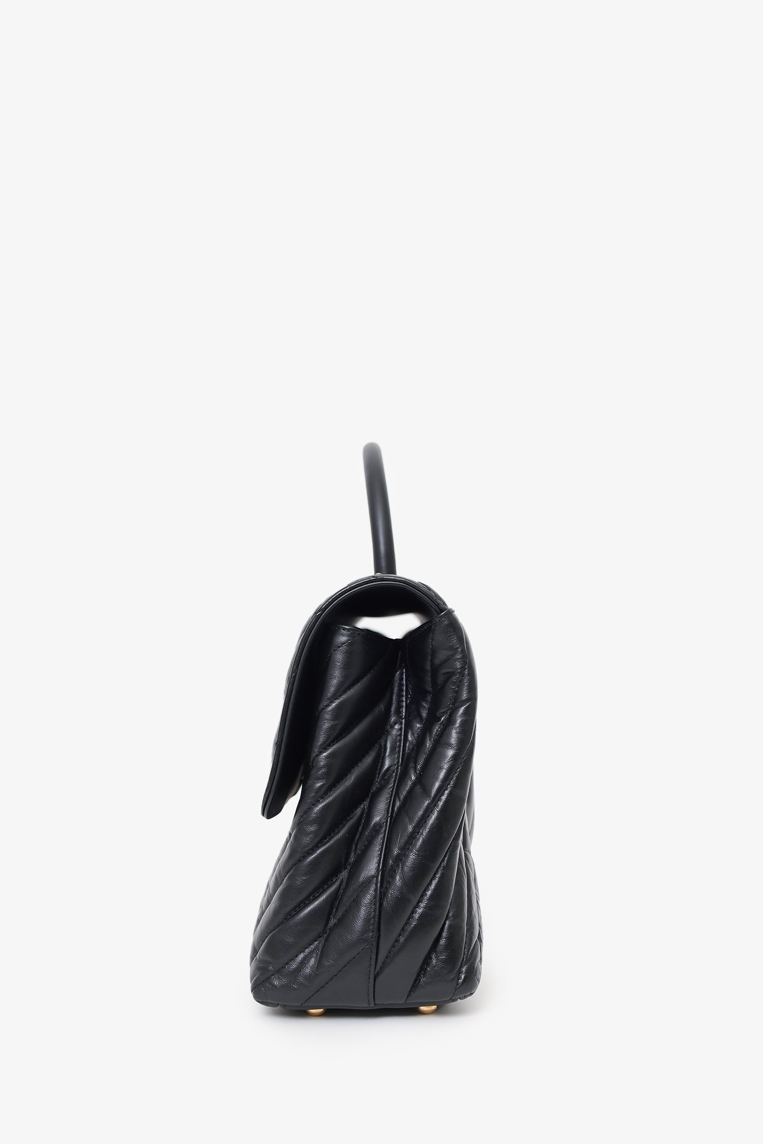 Pre-Loved Chanel™ Black Leather Chevron Coco Top Handle With Strap