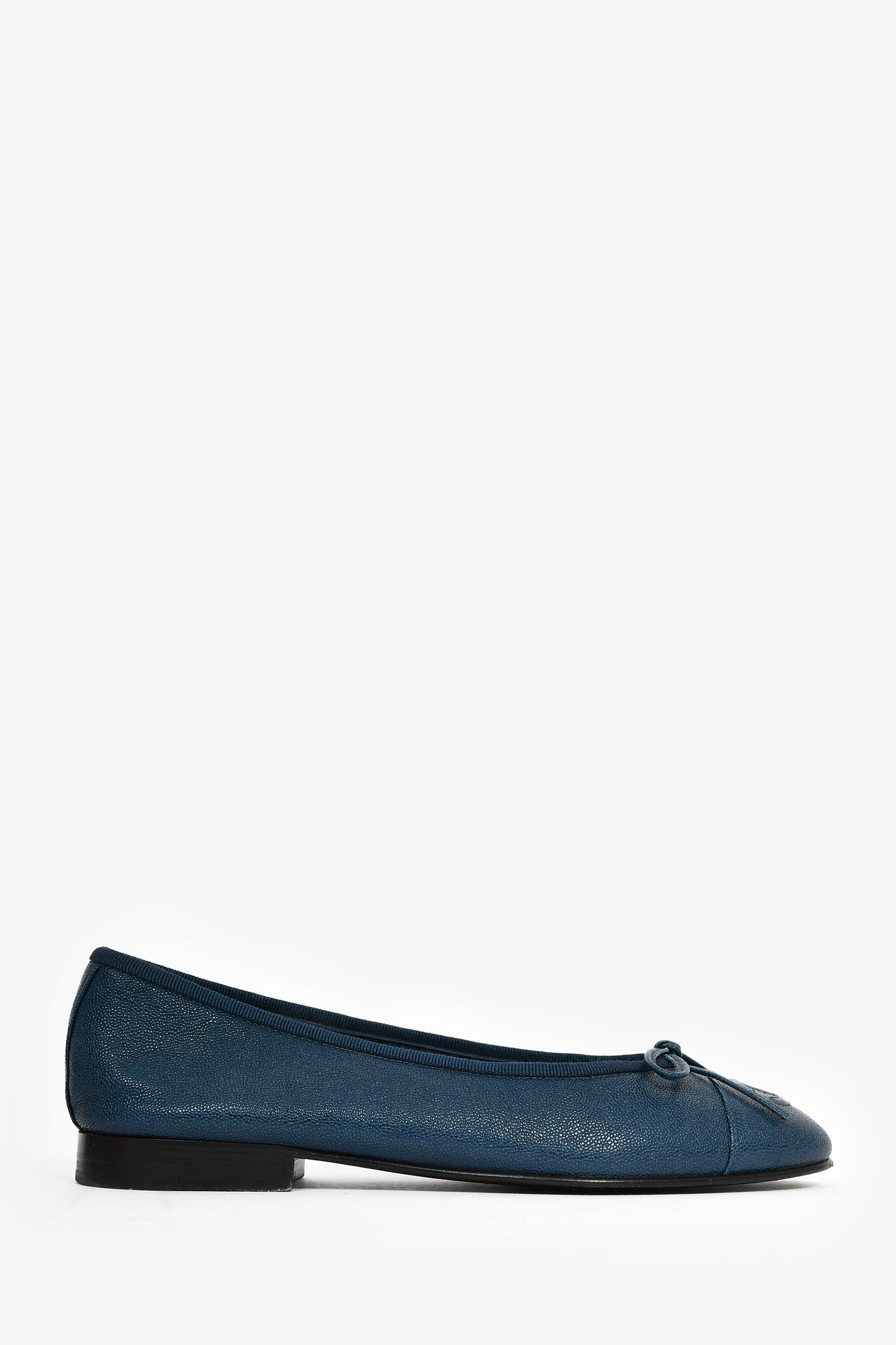 Pre-Loved™ Chanel Teal Glossy Leather CC Ballet Flats Size 35