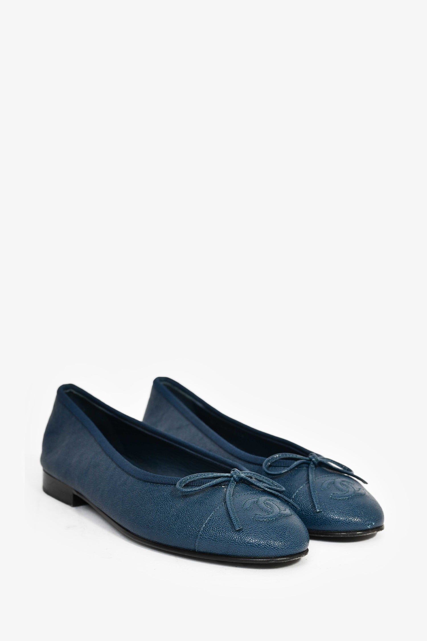Pre-Loved™ Chanel Teal Glossy Leather CC Ballet Flats Size 35
