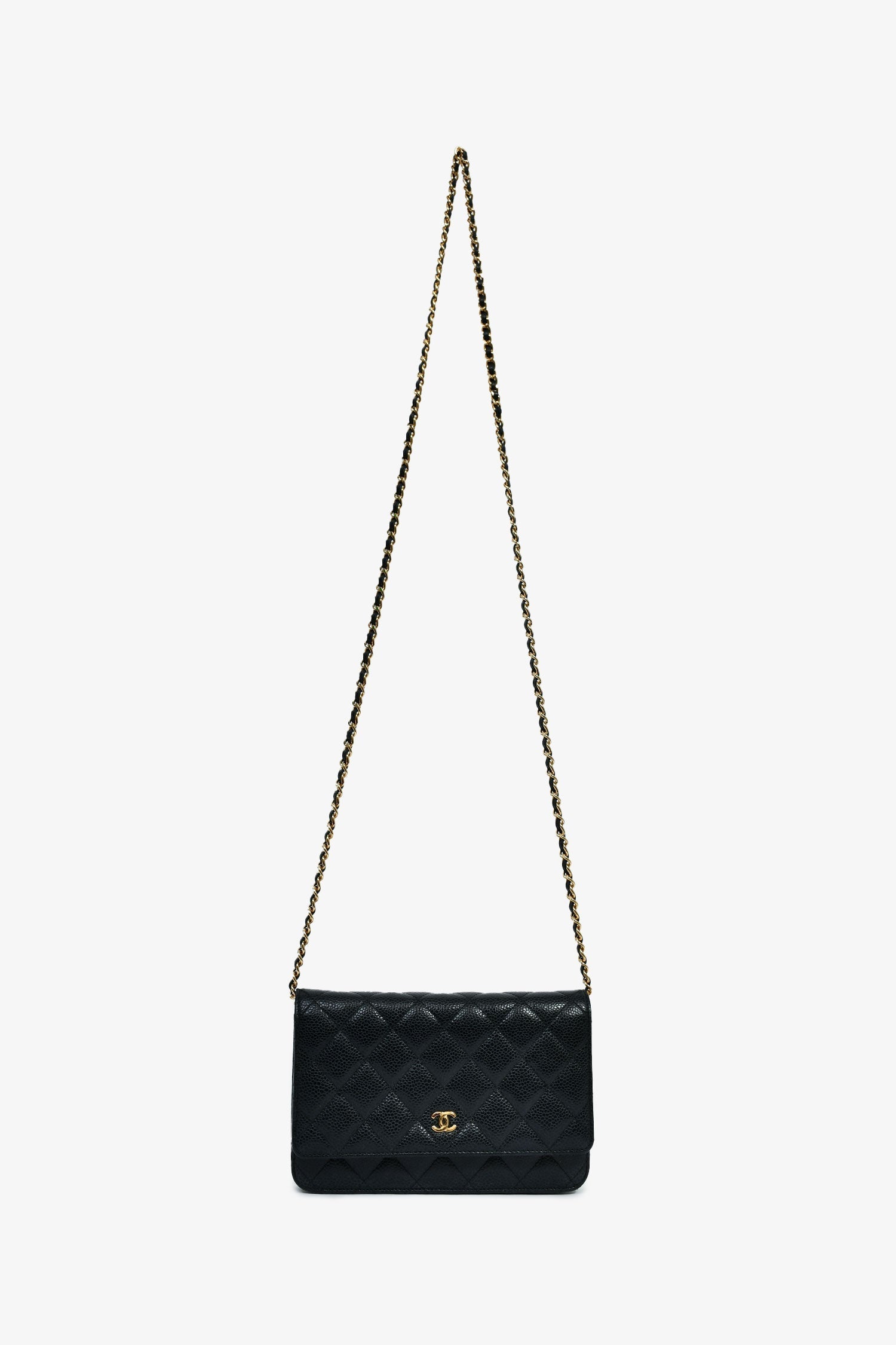 Pre-Loved Chanel™ 2019 Black Caviar Classic Wallet On Chain